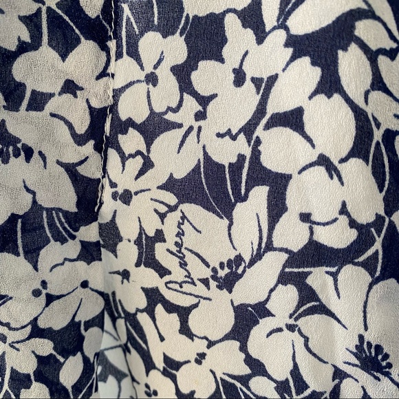 Burberry Silk Pleated Skirt Size US 6/M - Picture 4 of 11